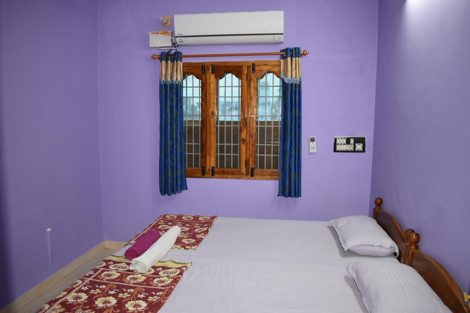Rainbow Guest House Tiruvannāmalai Exteriör bild