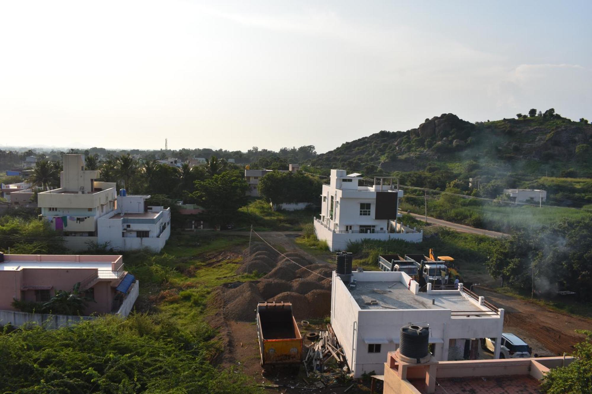 Rainbow Guest House Tiruvannāmalai Exteriör bild