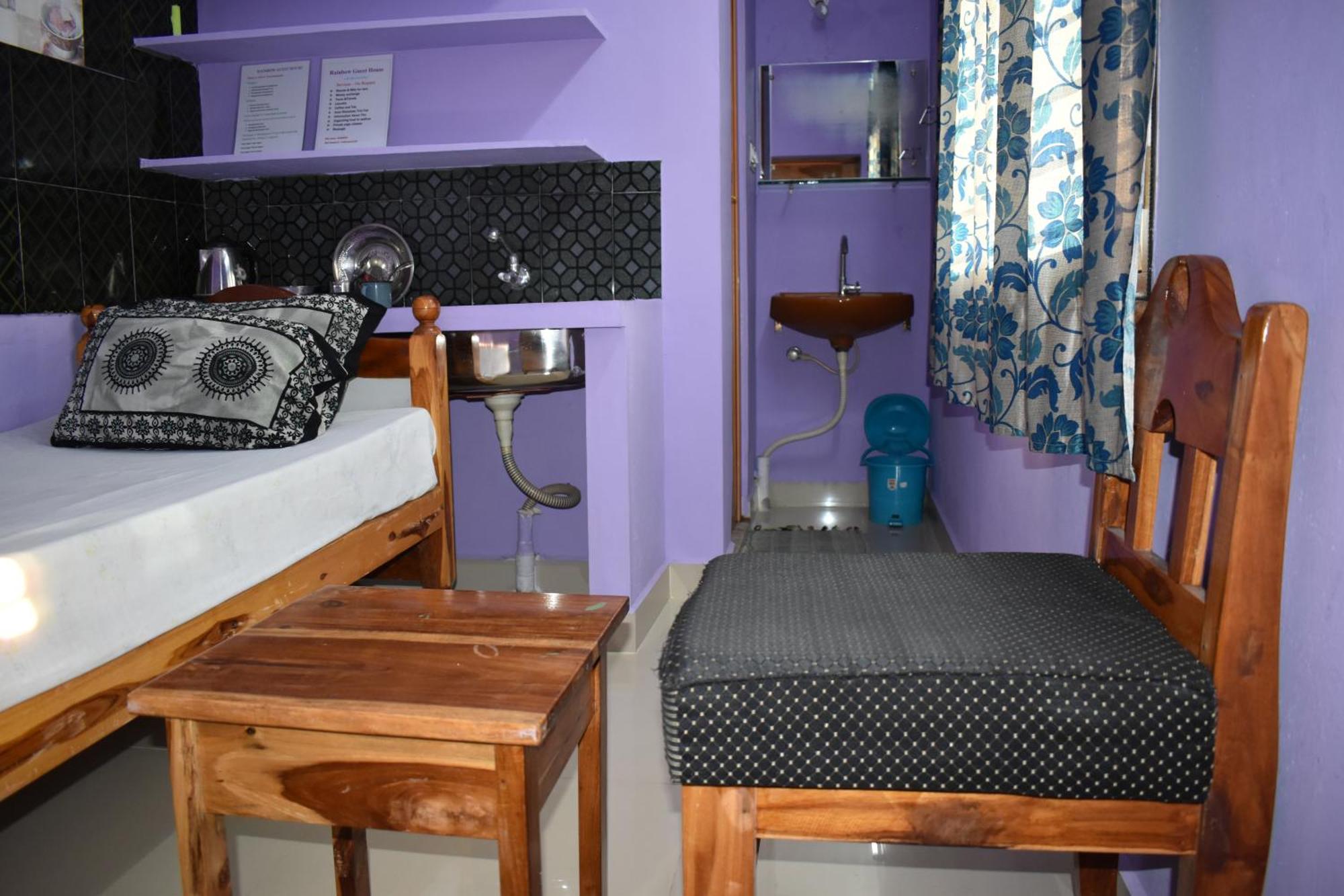 Rainbow Guest House Tiruvannāmalai Exteriör bild