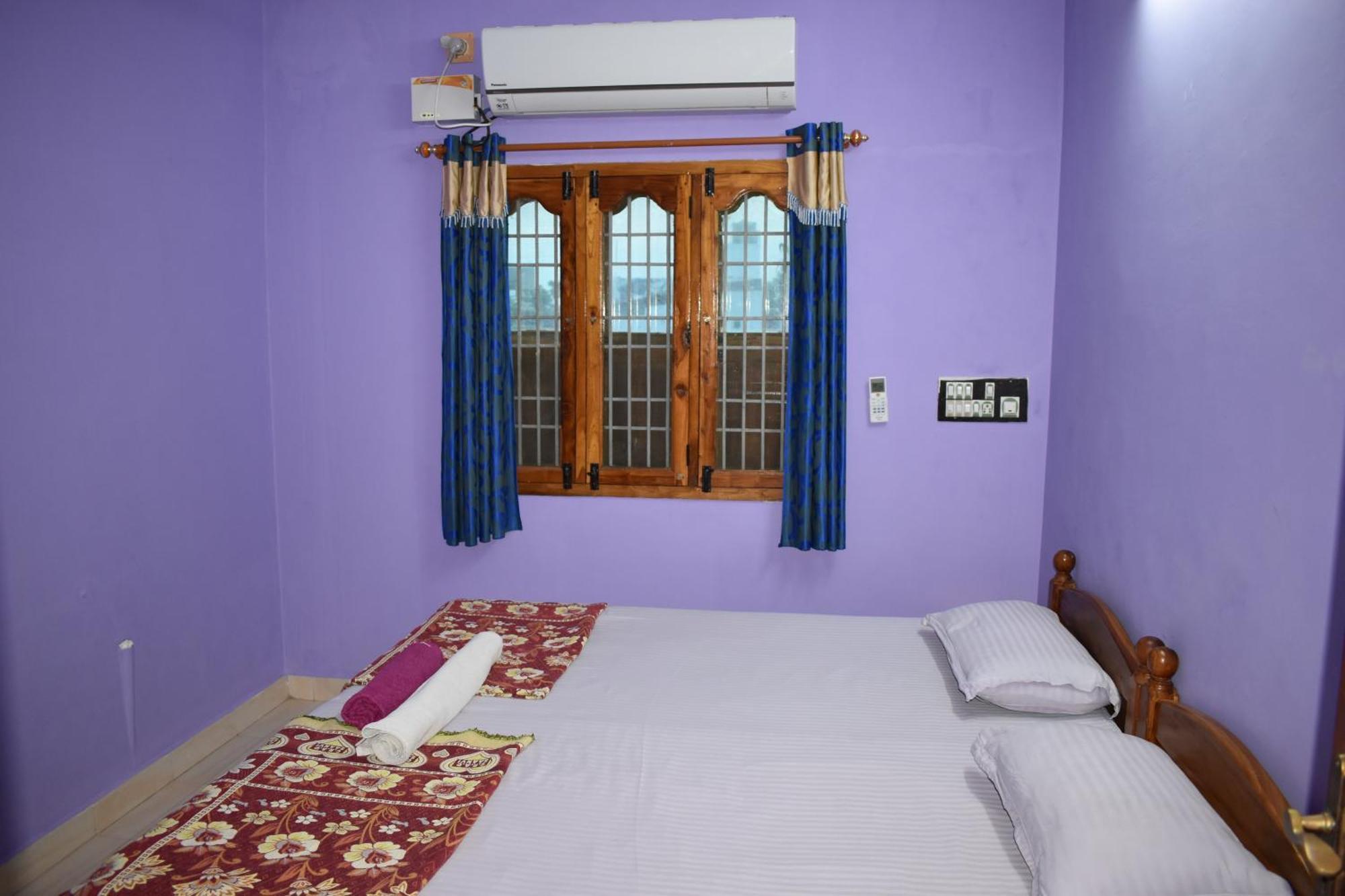 Rainbow Guest House Tiruvannāmalai Exteriör bild
